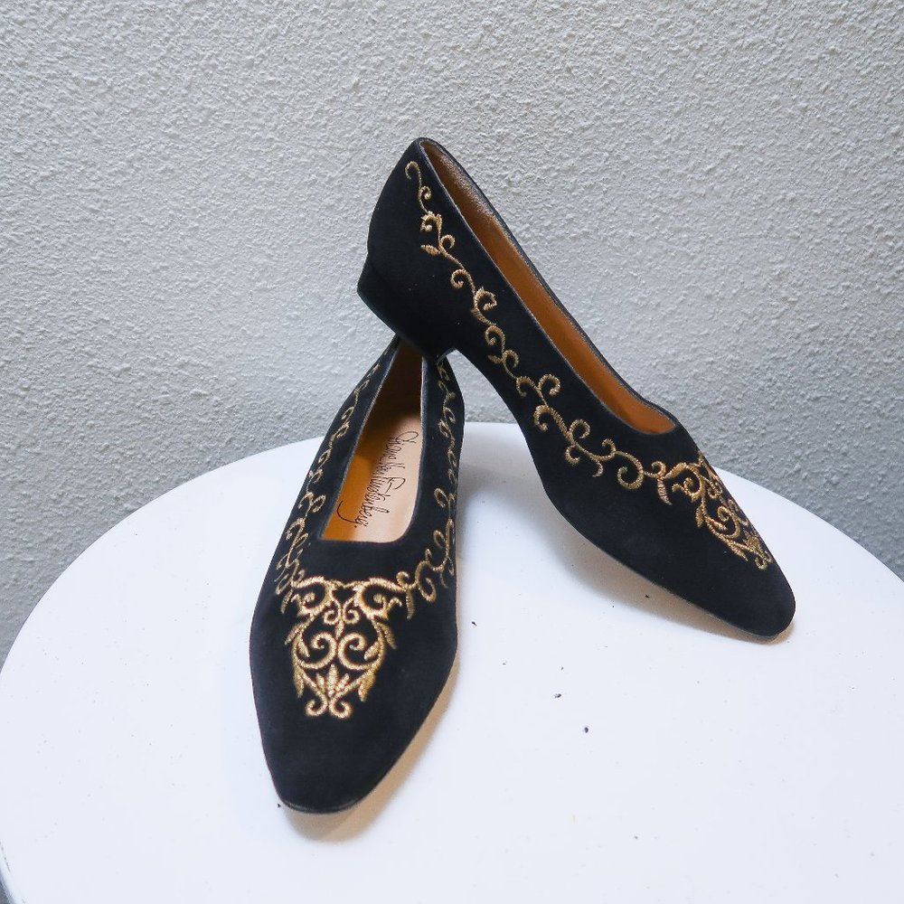 Vintage Diane Von Furstenberg black and gold suede holiday shoes heels sz. 9